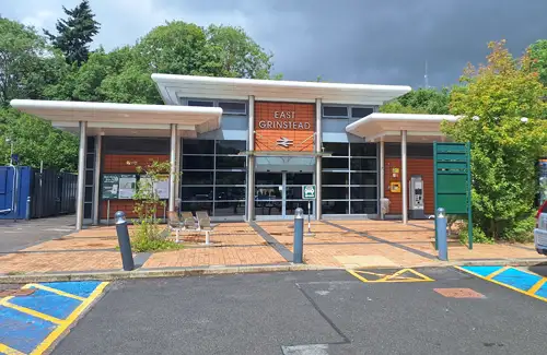 East-Grinstead-station